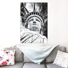 Load image into Gallery viewer, Statue of Liberty Black &amp; White Art Print
